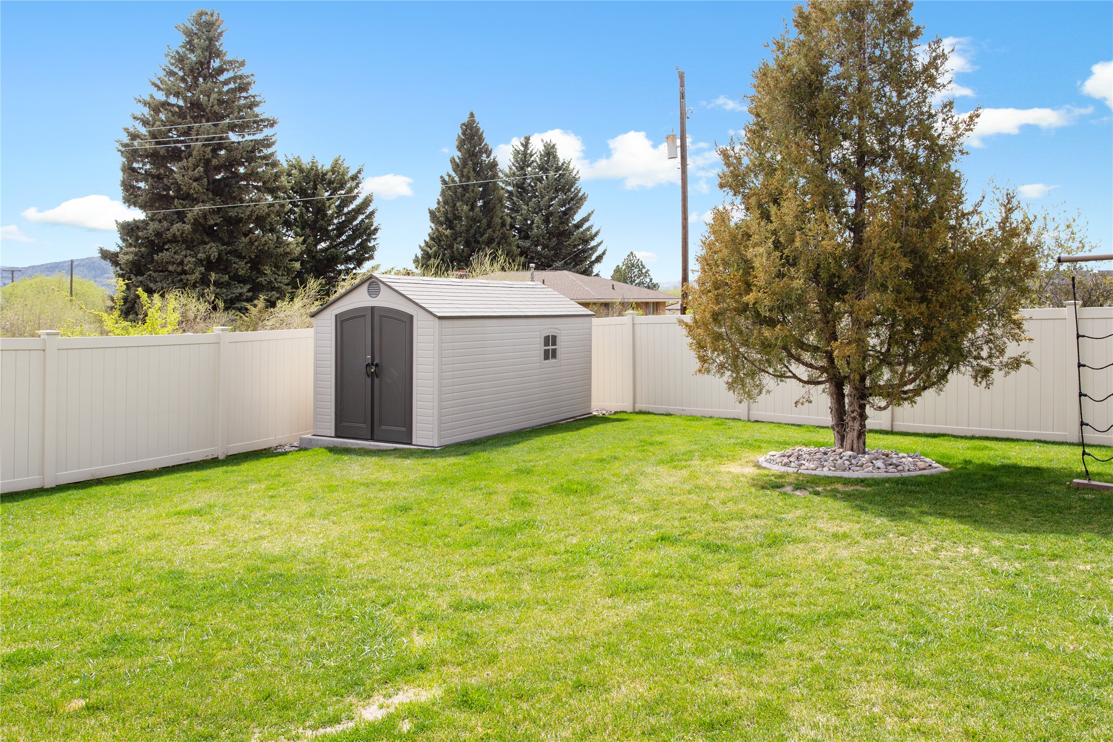 Butte, Montana 59701, United States, 5 Bedrooms Bedrooms, ,3 BathroomsBathrooms,Residential,Active,136738