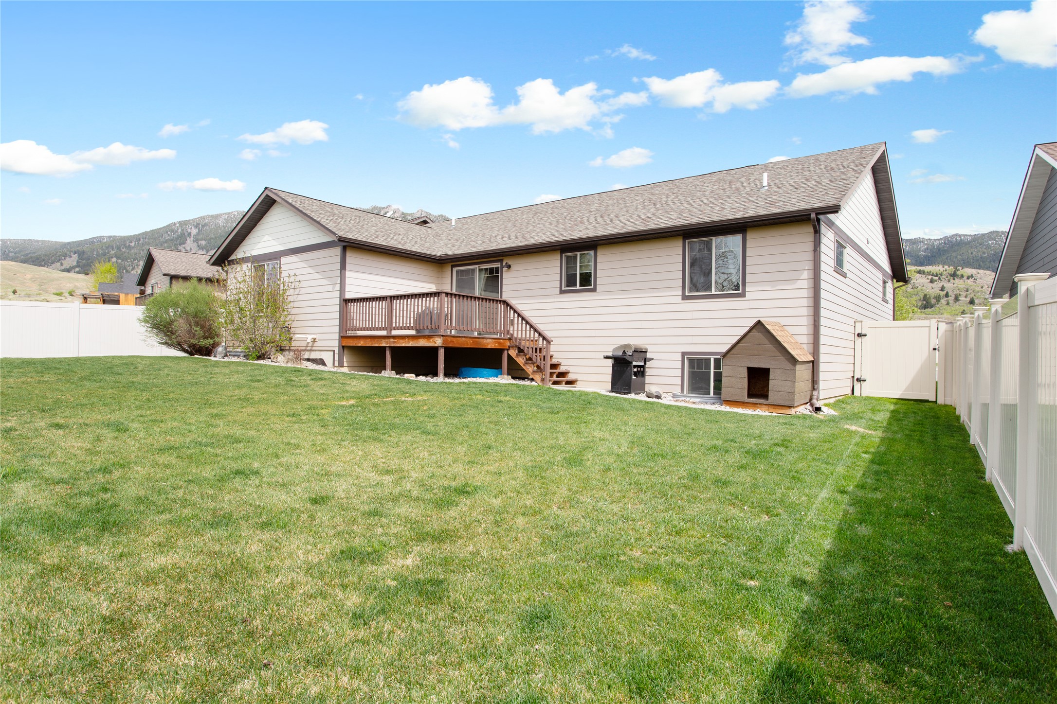 Butte, Montana 59701, United States, 5 Bedrooms Bedrooms, ,3 BathroomsBathrooms,Residential,Active,136738