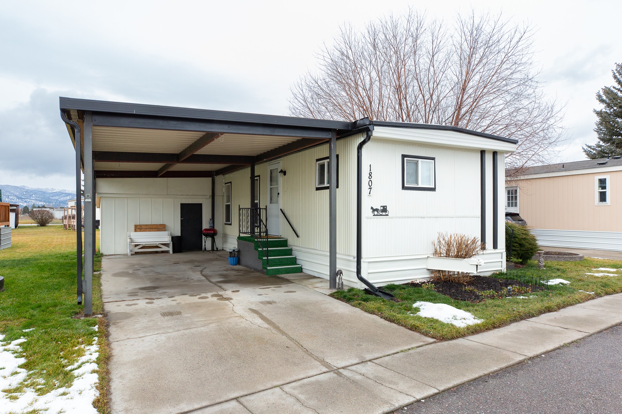 1807 Countryside Court