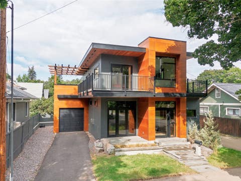 Tiny photo for 1019 Hilda Avenue, Missoula, MT 59801 (MLS # 30076976)