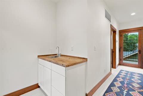 Tiny photo for 1019 Hilda Avenue, Missoula, MT 59801 (MLS # 30076976)