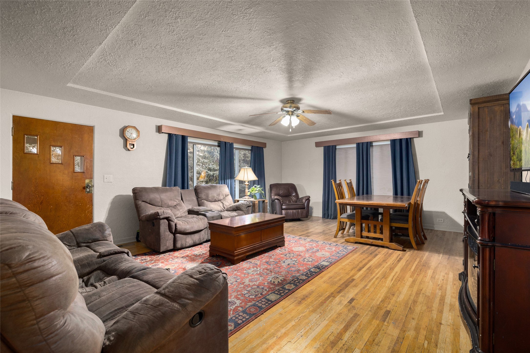 728 Addison Square