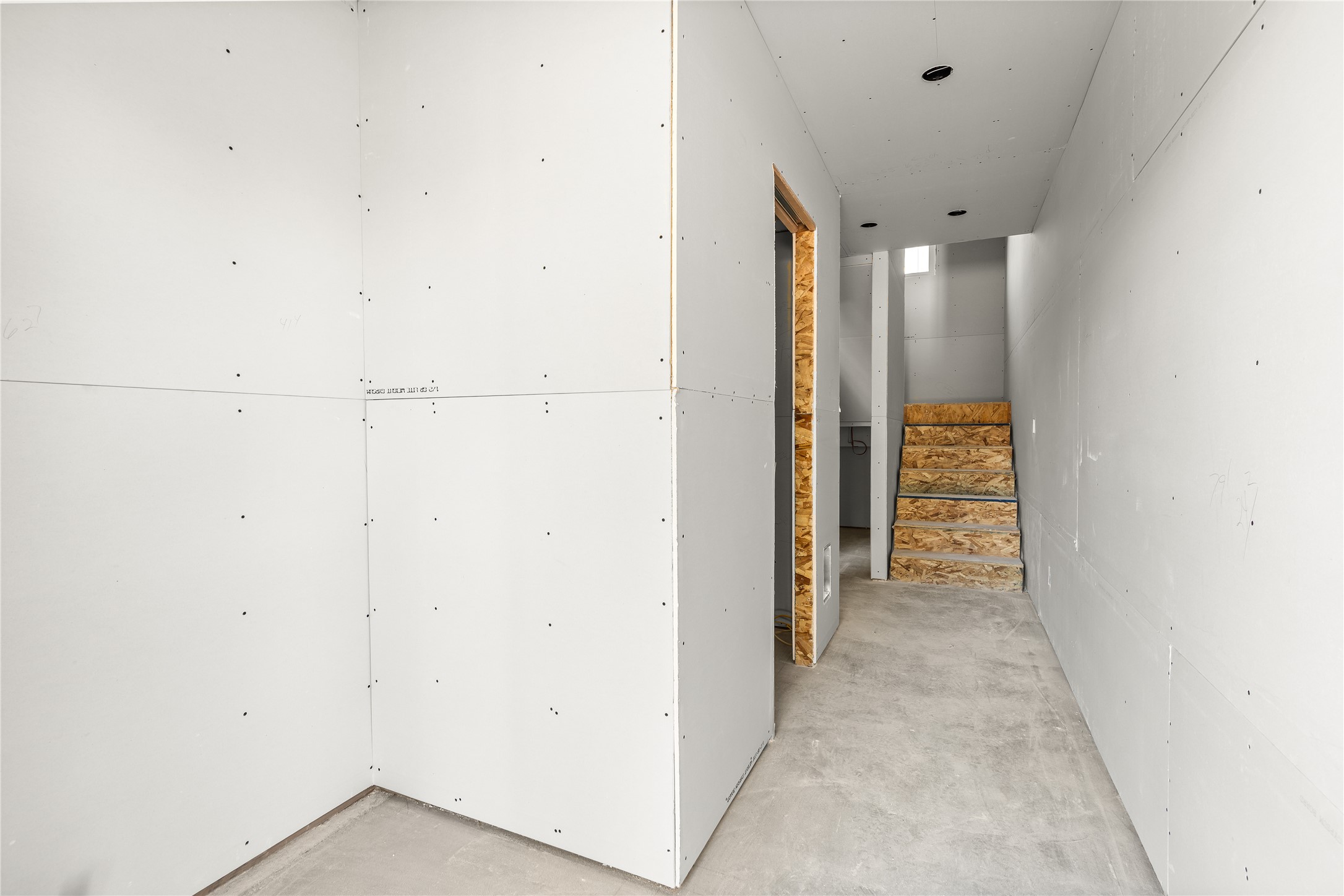 632 N 5th Street W C