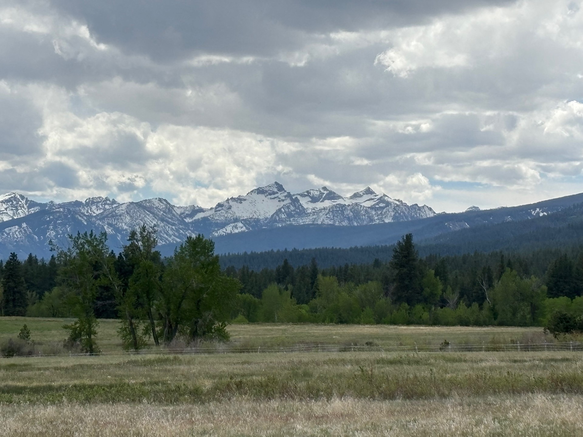 257 N Gold Creek Loop