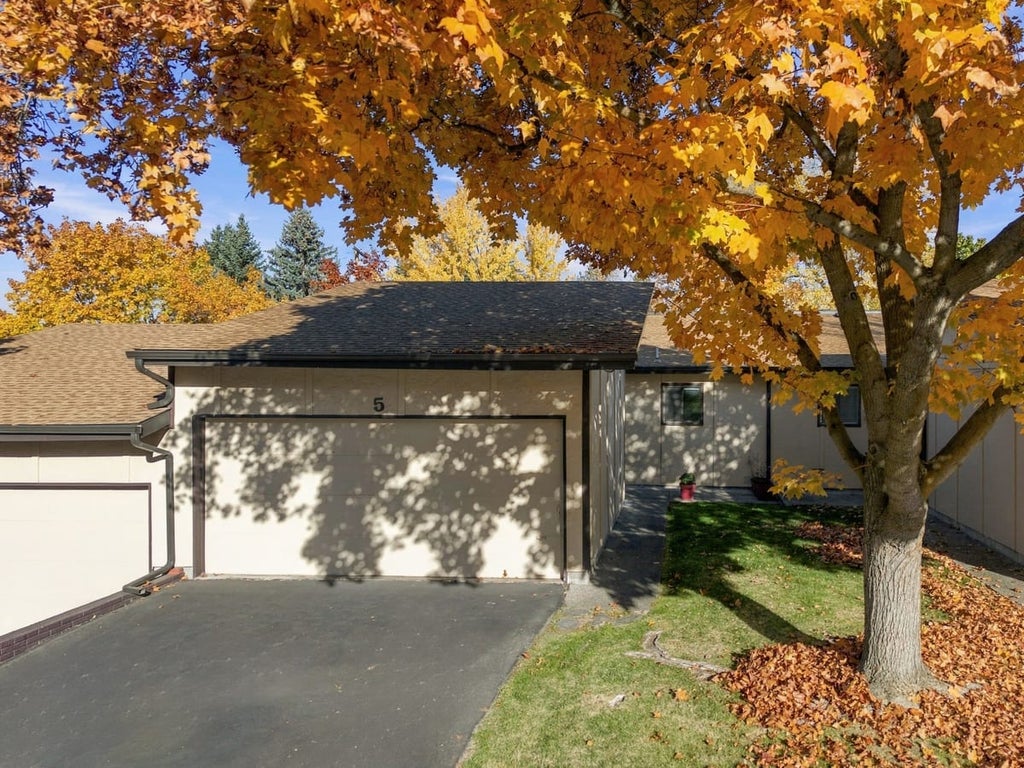 Photo of 111 Pattee Canyon Drive #5, Missoula, MT 59803 (MLS # 30080102)