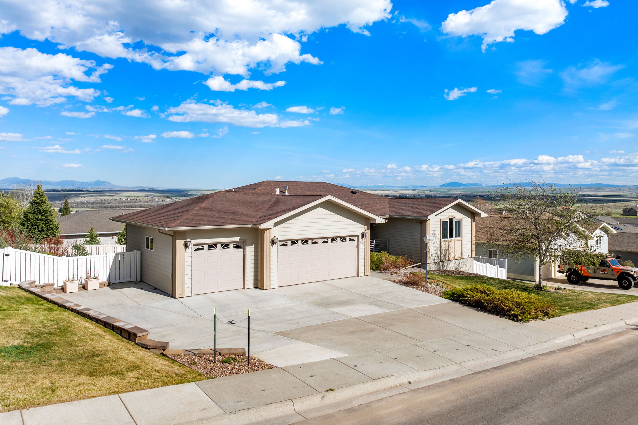 3205 Kingwood Drive