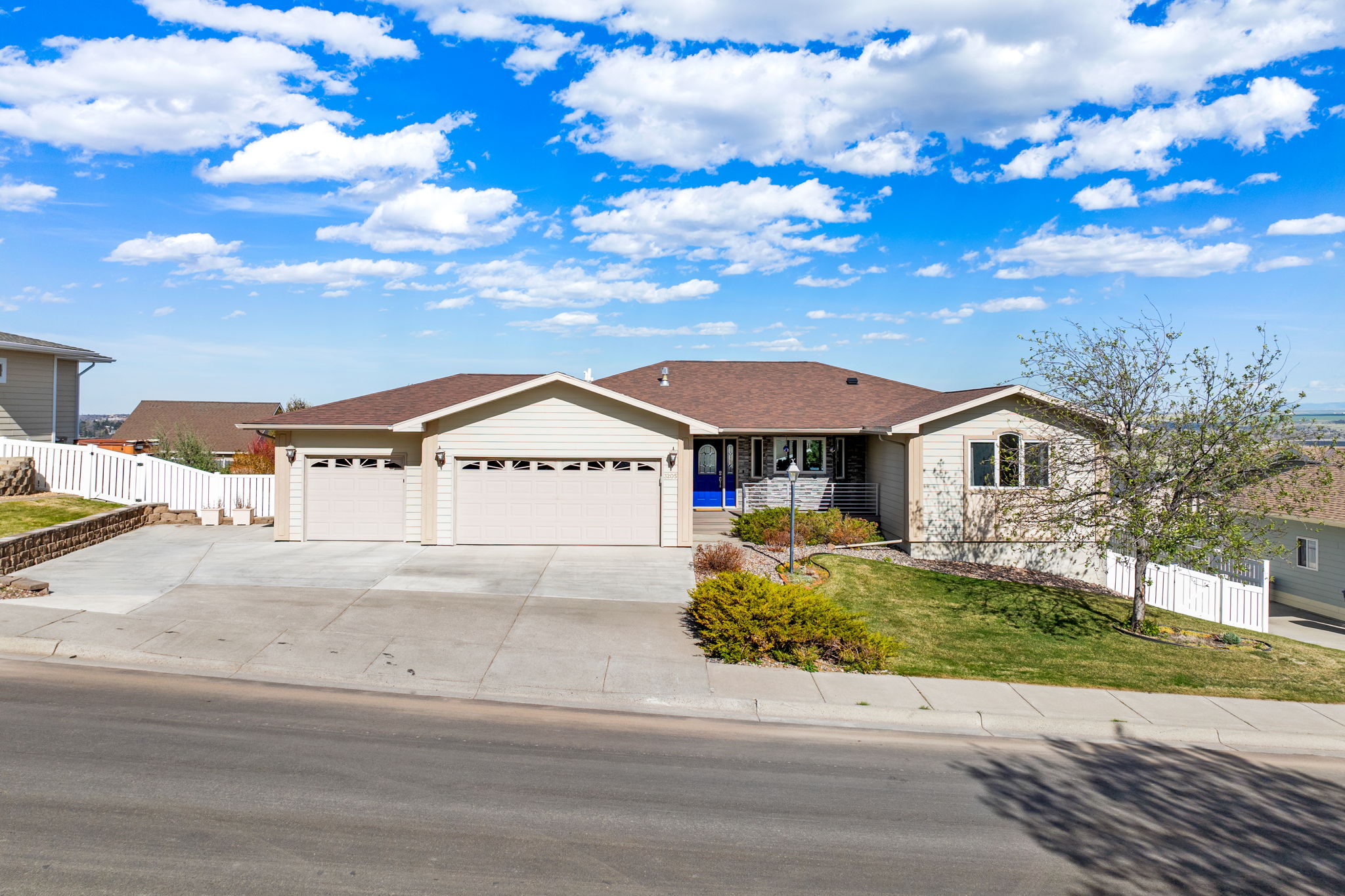 3205 Kingwood Drive