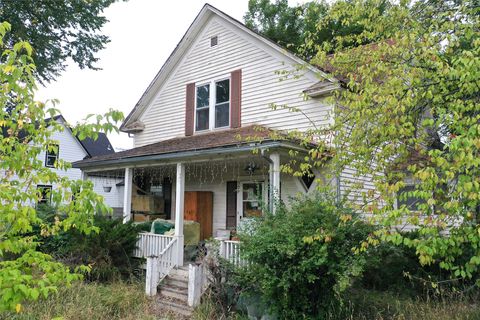 509 1st Avenue E Eureka MT 59917