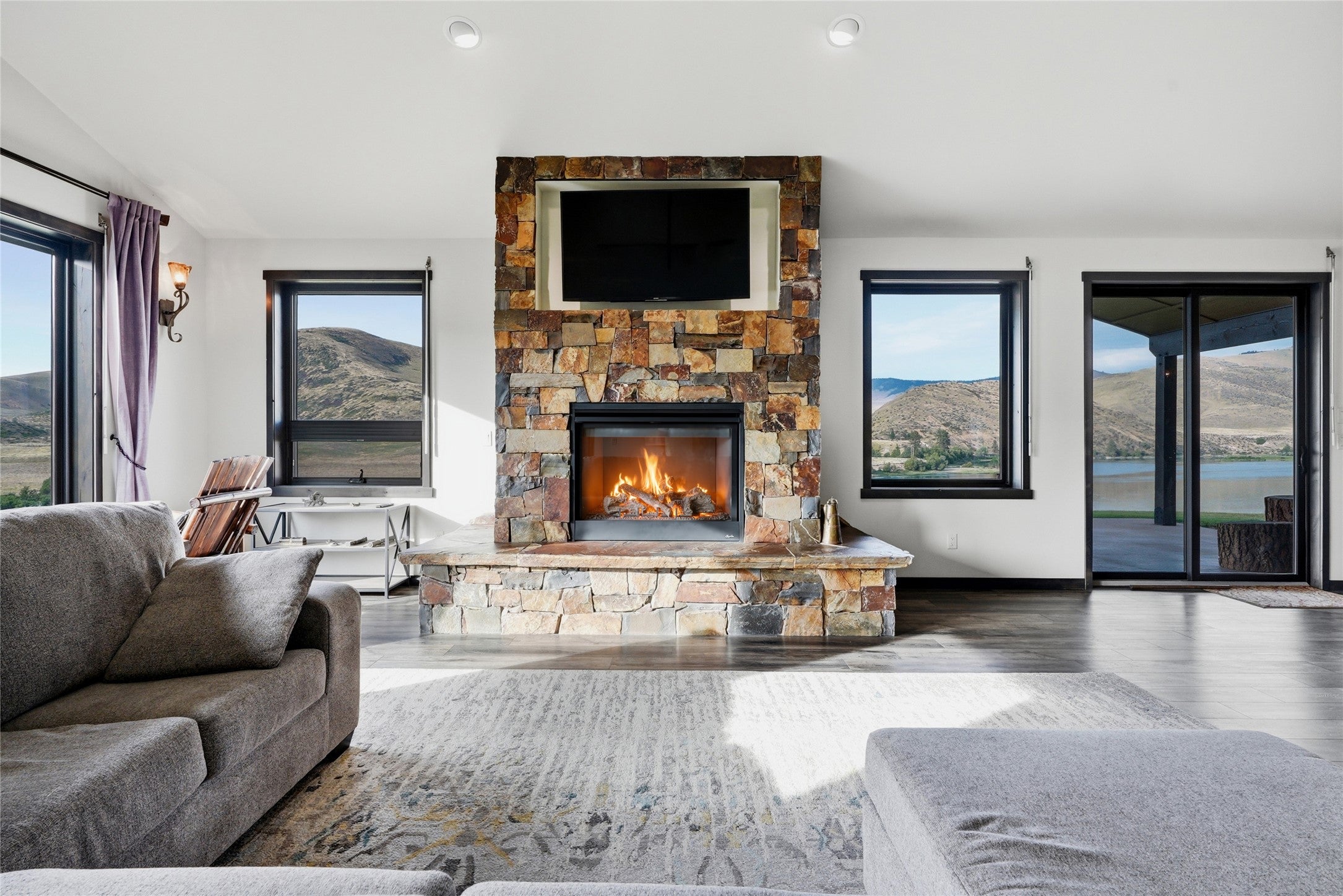 9701 Mt Highway 200