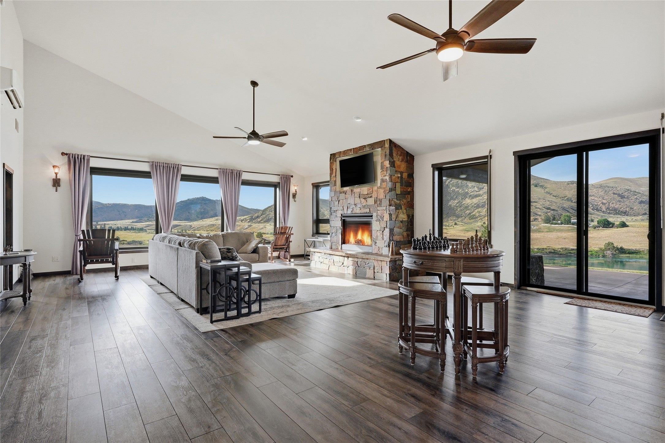 9701 Mt Highway 200