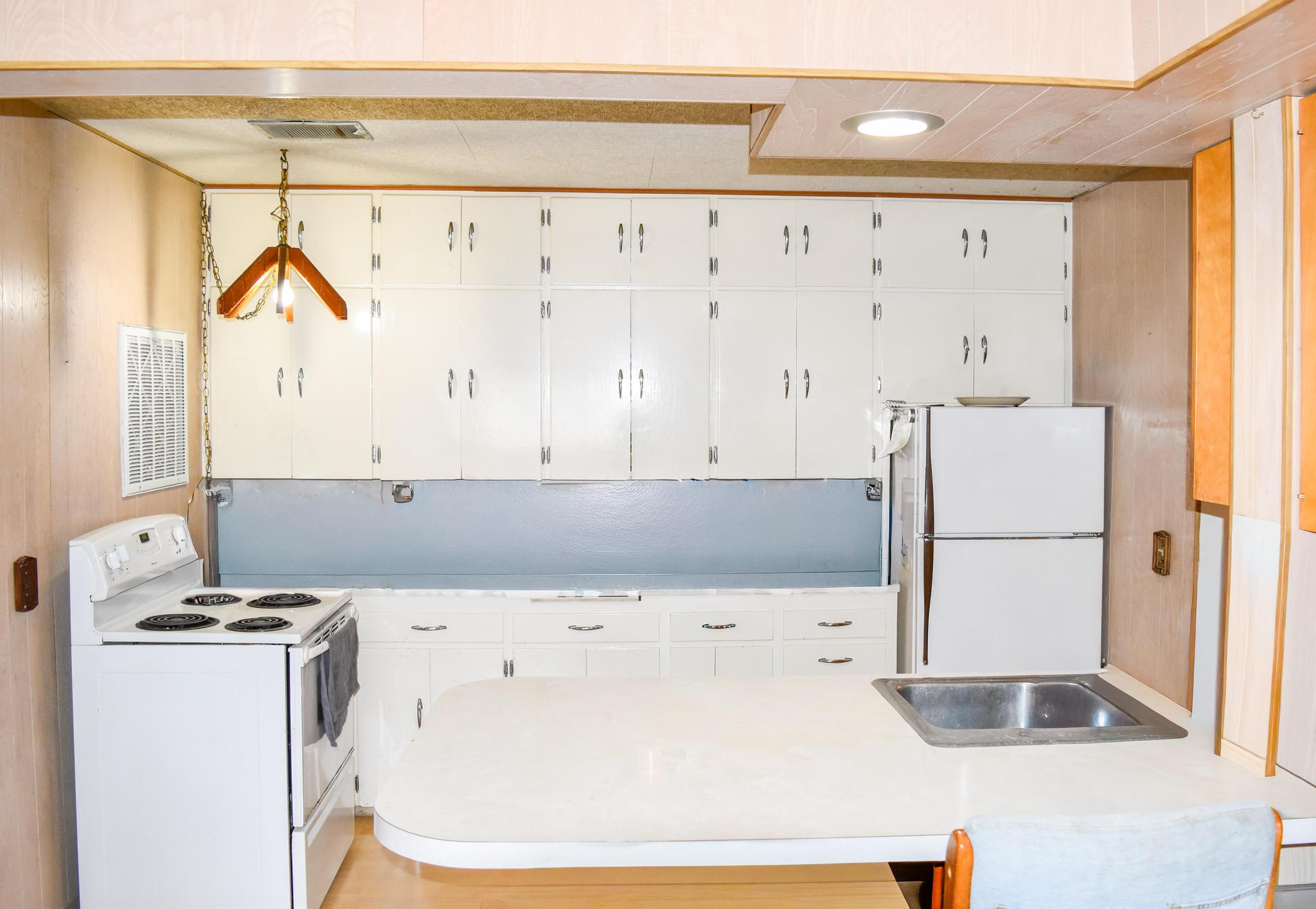 414 & 414 1/2 Buchanan Street SW