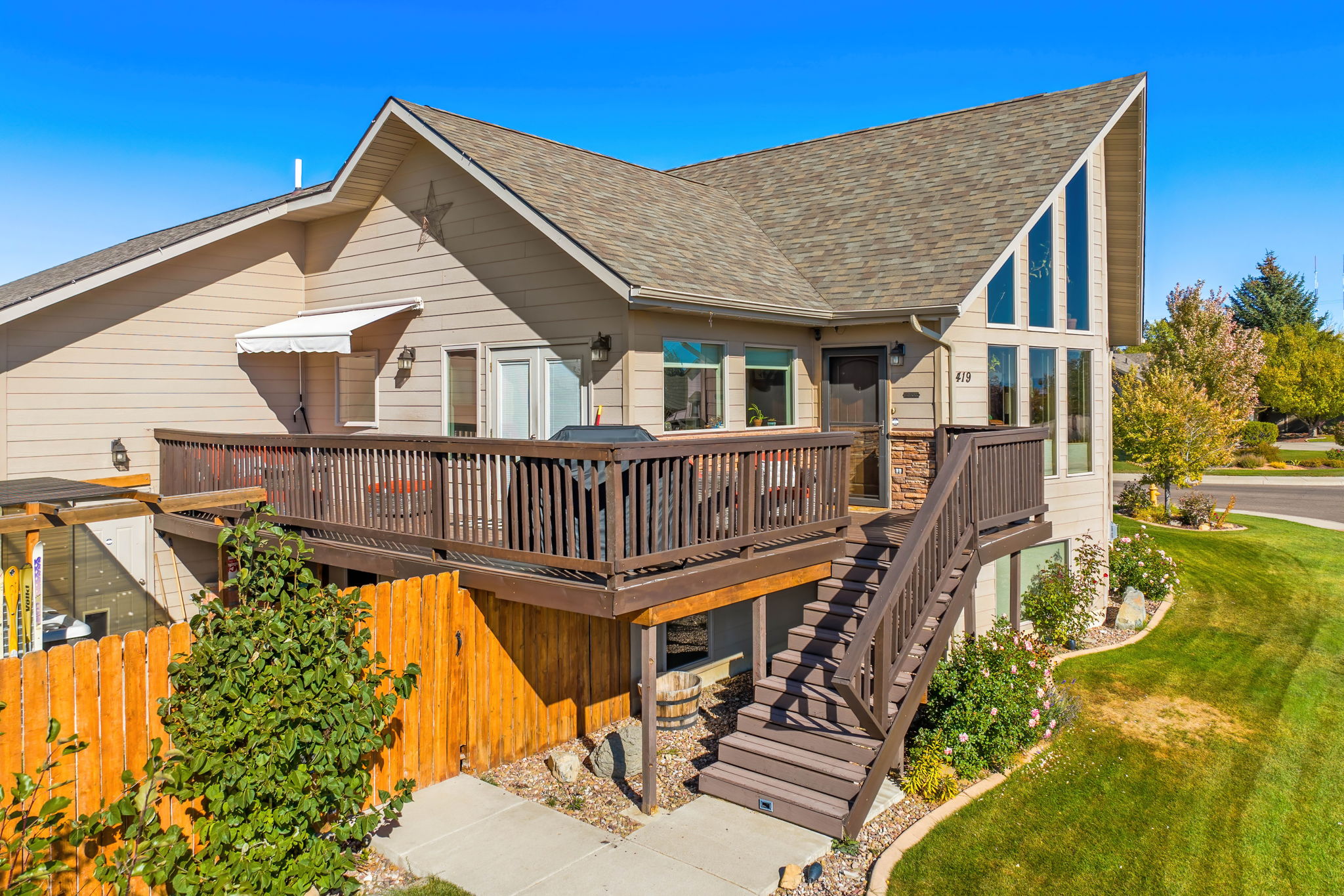 419 Skyline Drive NE