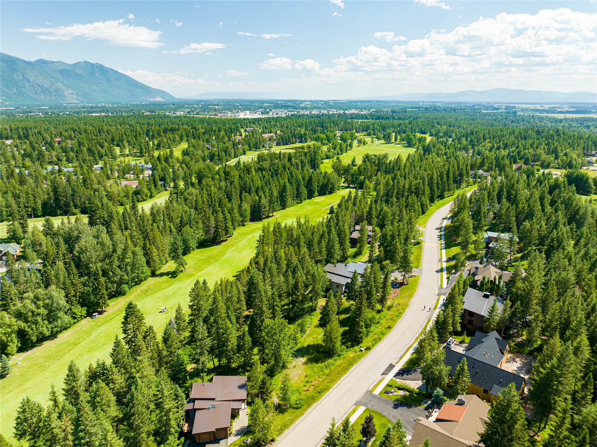 253 Gleneagles Trail
