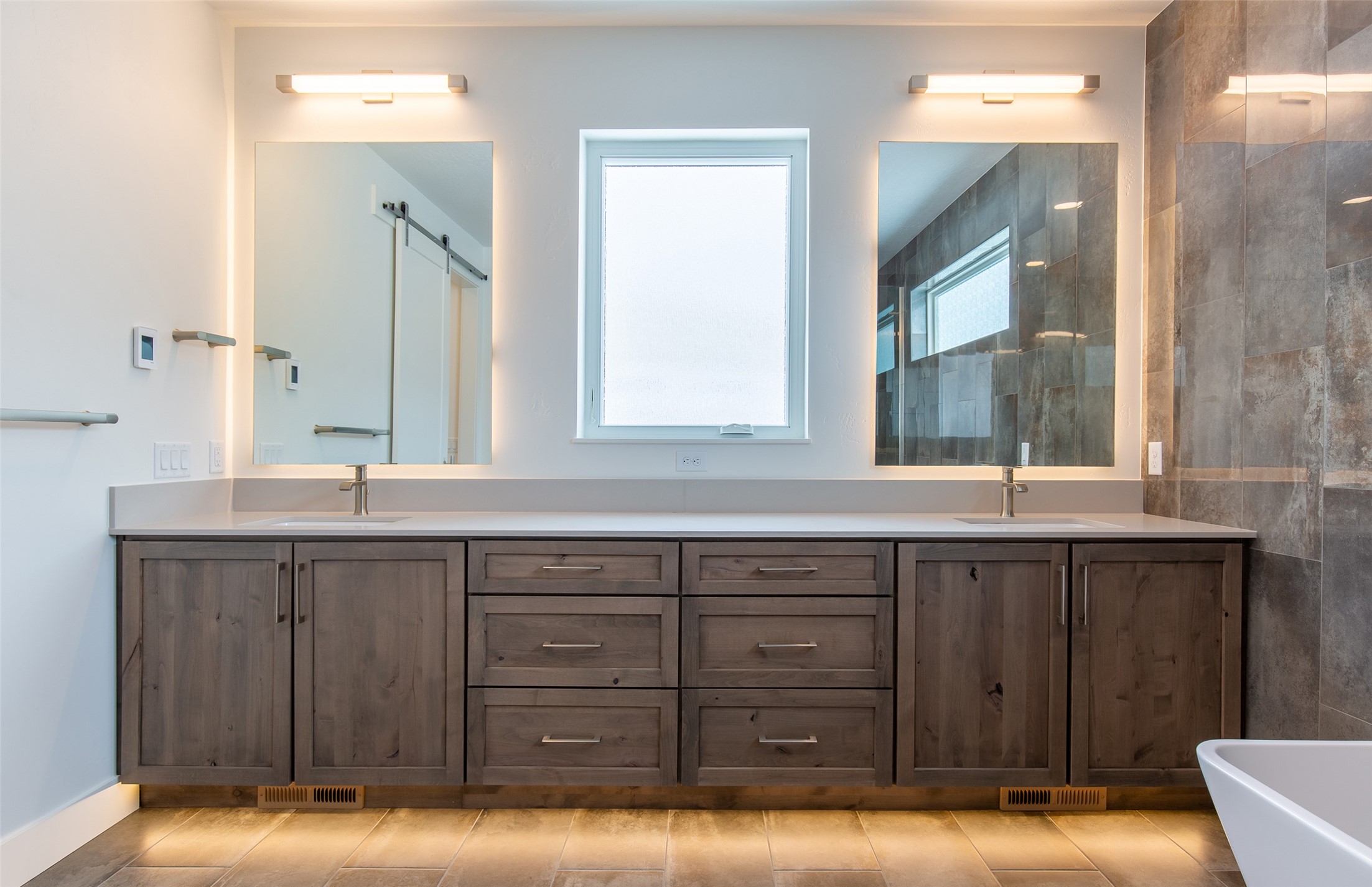 Missoula, Montana 59808, United States, 3 Bedrooms Bedrooms, ,3 BathroomsBathrooms,Residential,Pending,72835