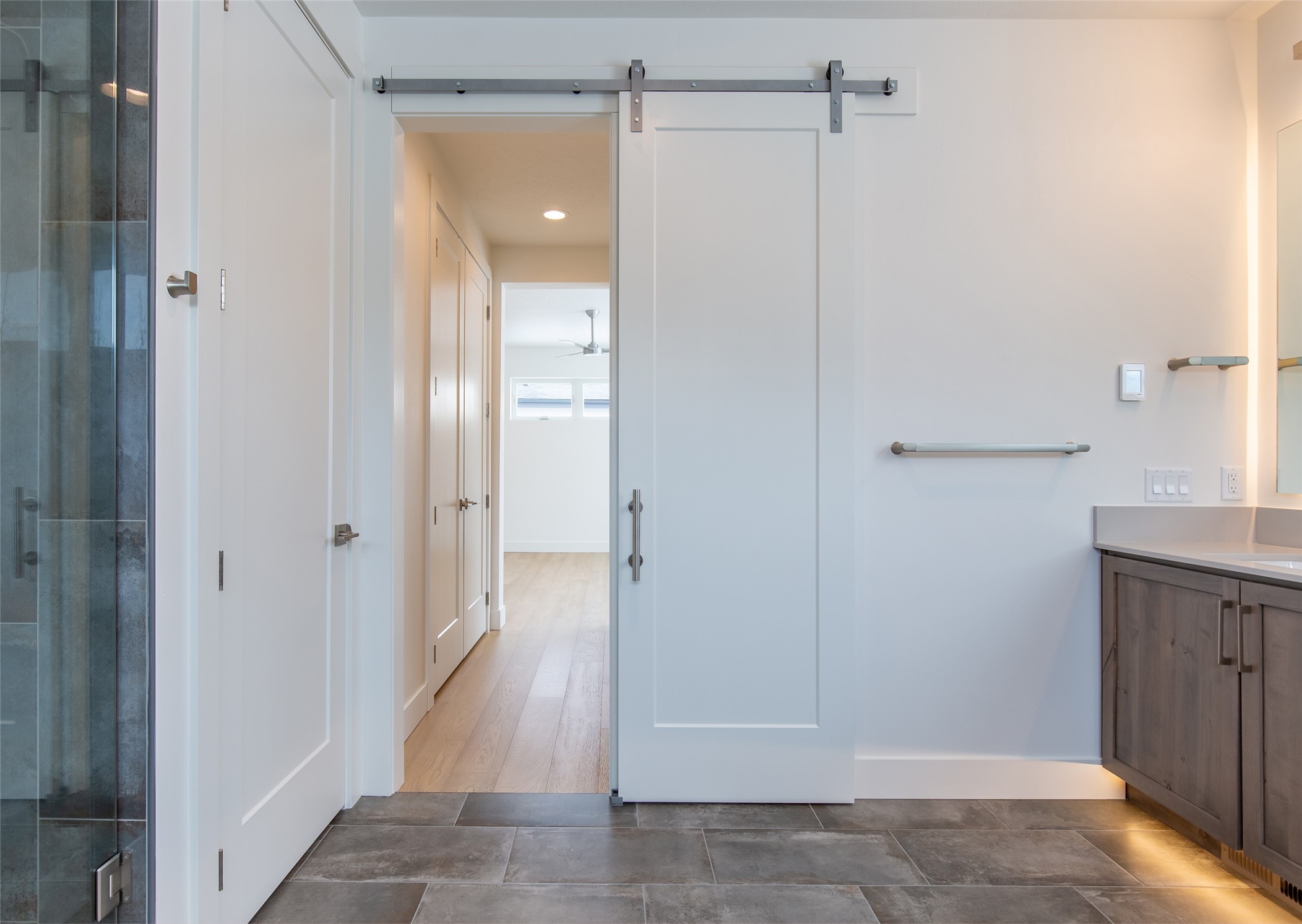 Missoula, Montana 59808, United States, 3 Bedrooms Bedrooms, ,3 BathroomsBathrooms,Residential,Pending,72835