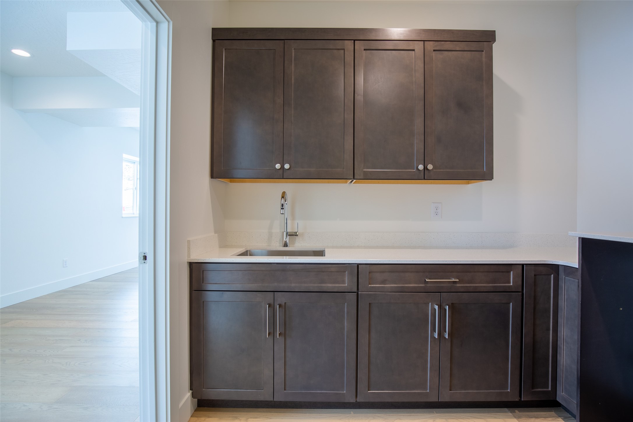 Missoula, Montana 59808, United States, 3 Bedrooms Bedrooms, ,3 BathroomsBathrooms,Residential,Pending,72835