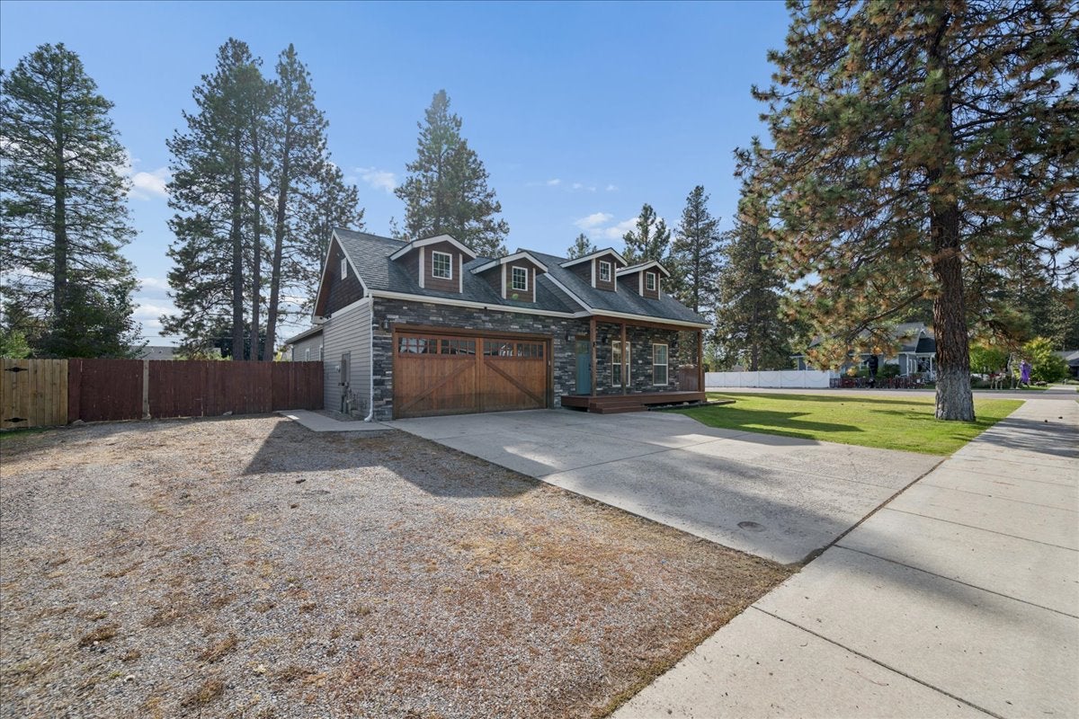 2 Talbott Pines Loop