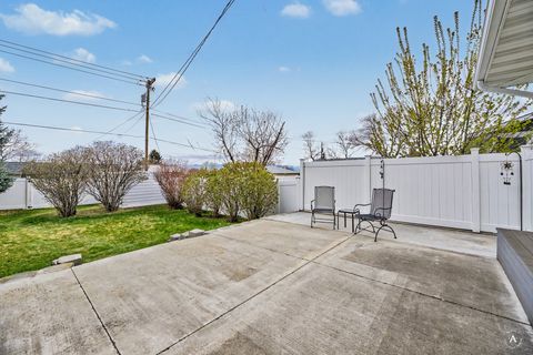 Tiny photo for 804 Birch Street, Helena, MT 59601 (MLS # 30068548)