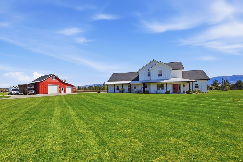 Photo of 125 Lone Tree Way, Corvallis, MT 59828 (MLS # 30070160)