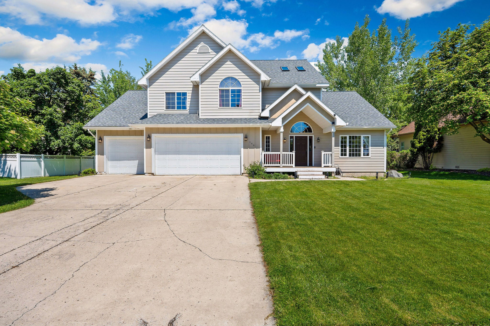 149 River View Drive