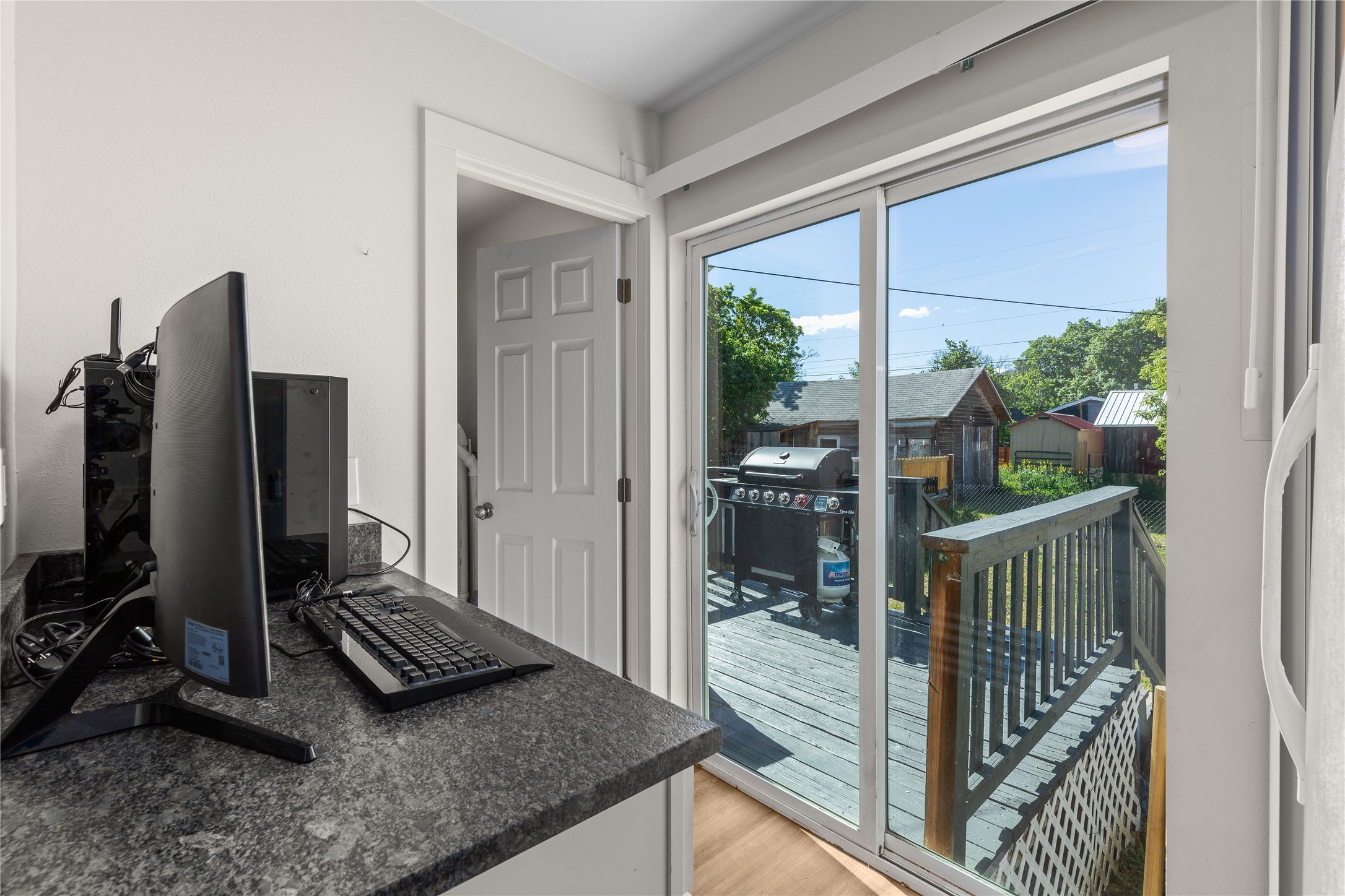 Missoula, Montana 59802, United States, 3 Bedrooms Bedrooms, ,2 BathroomsBathrooms,Residential,Pending,144595