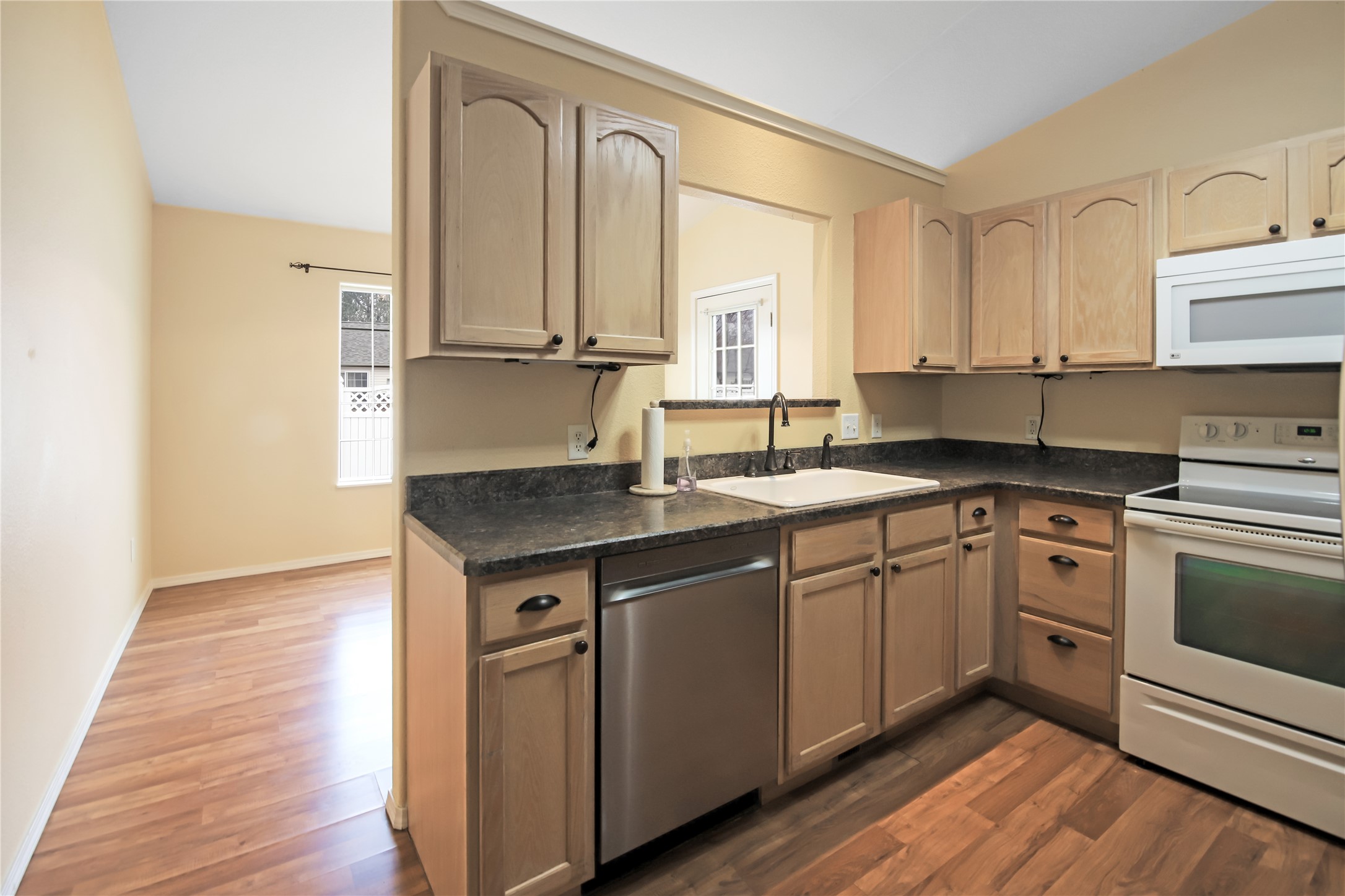 3089 Sheffield Drive