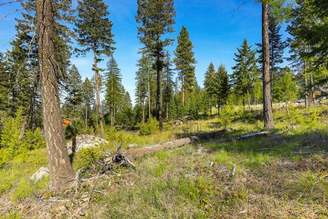 Tiny photo for 109 Bay Court, Lakeside, MT 59922 (MLS # 30070139)