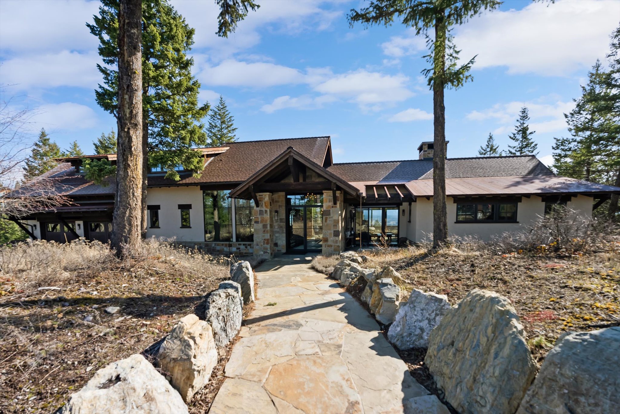 411 Sunset View Court