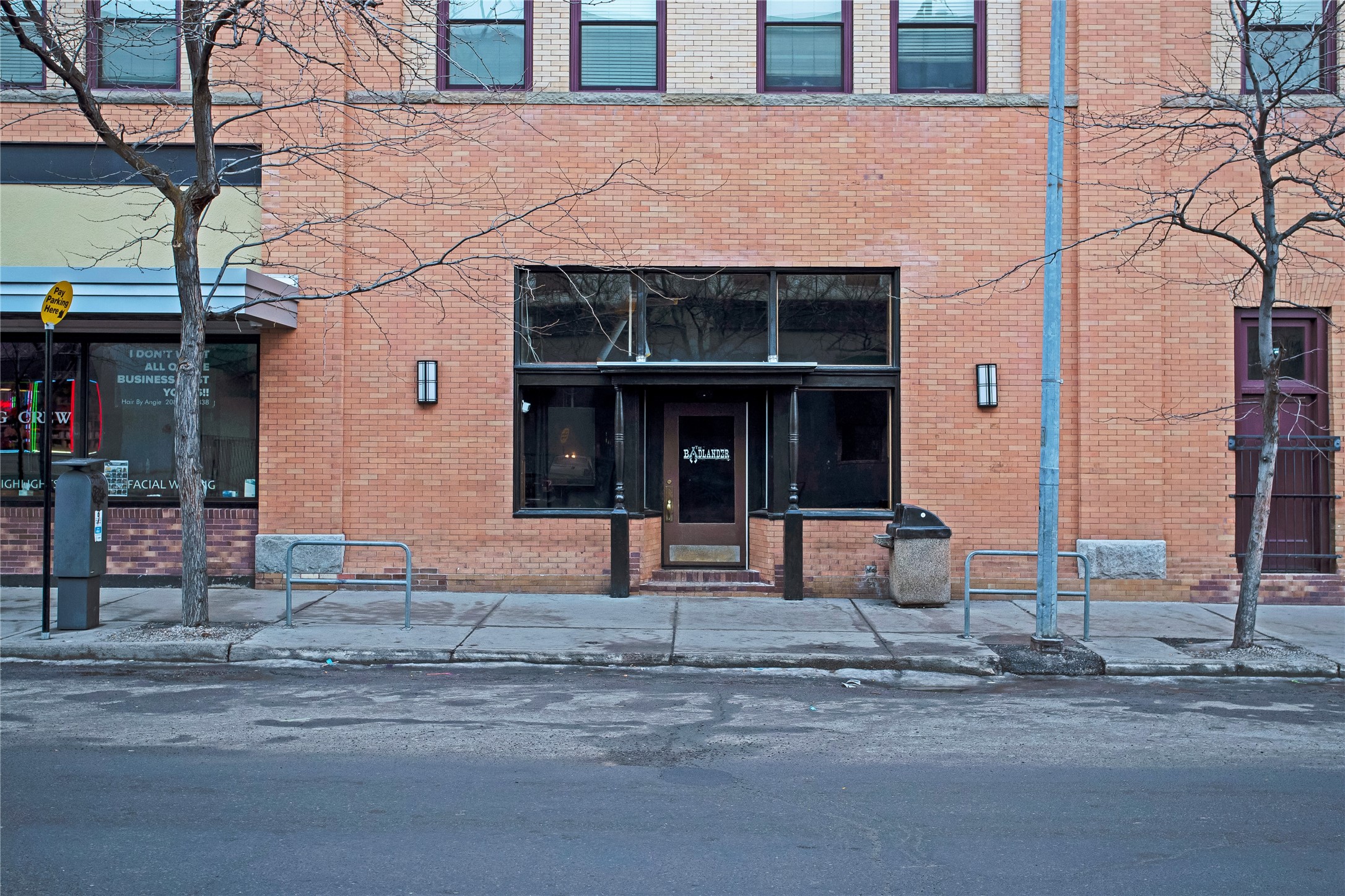 135 W Broadway Street