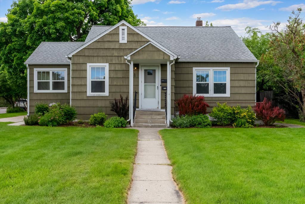 Photo of 141 Hastings Avenue, Missoula, MT 59801 (MLS # 30072183)