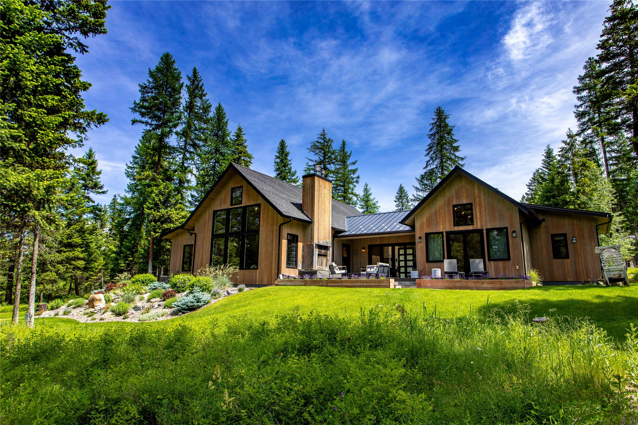 22 Hills Lookout Court