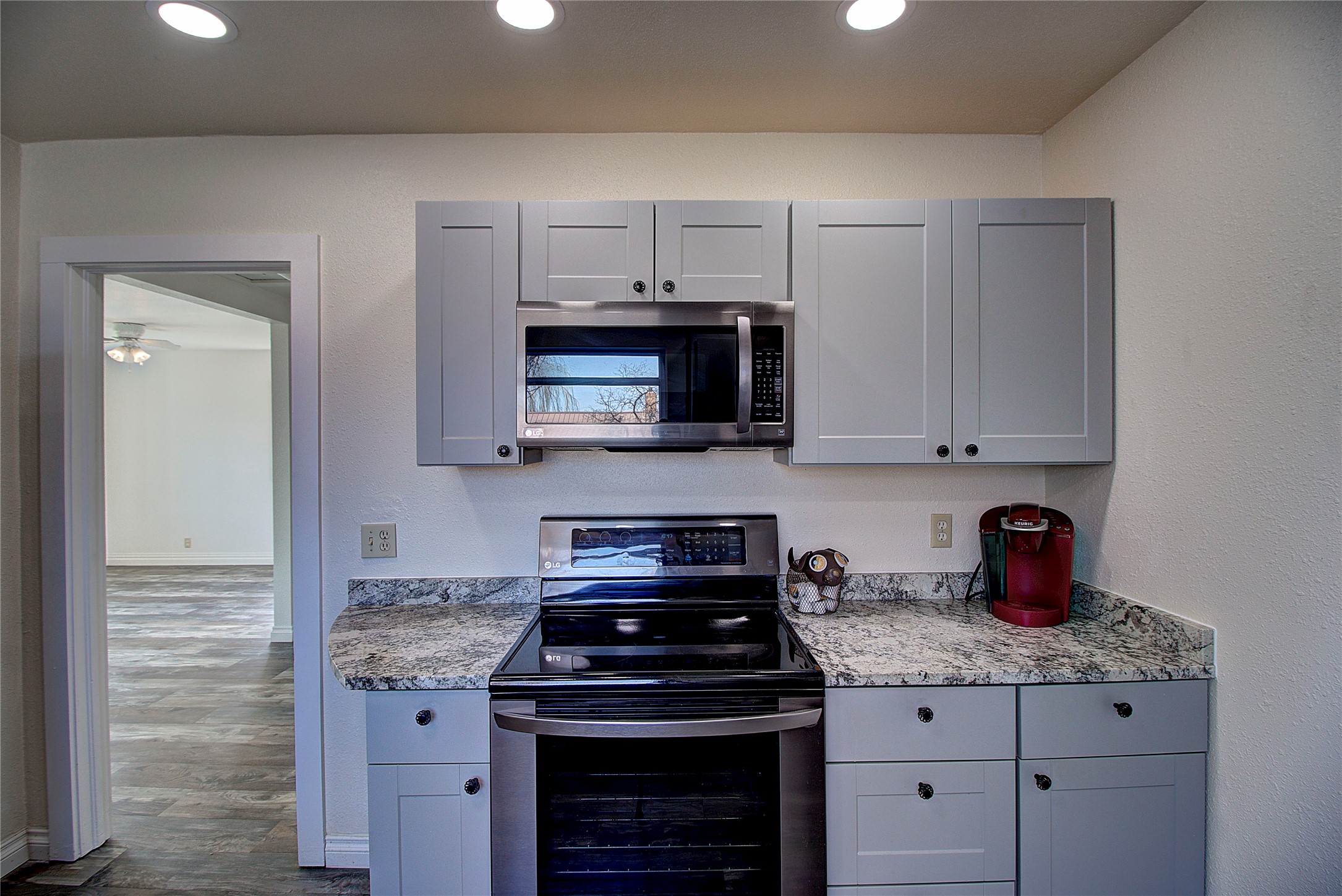 308 8th Street E