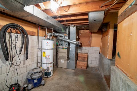 Tiny photo for 1800 Madeline Avenue, Missoula, MT 59801 (MLS # 30072867)