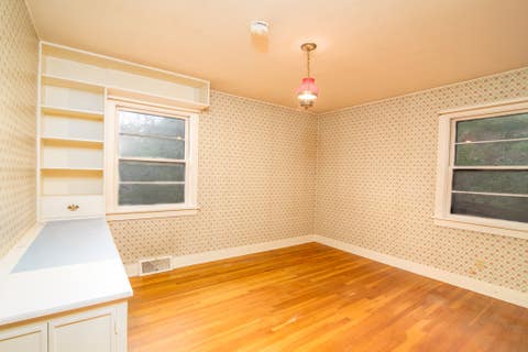 Tiny photo for 1800 Madeline Avenue, Missoula, MT 59801 (MLS # 30072867)