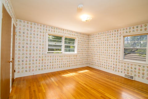 Tiny photo for 1800 Madeline Avenue, Missoula, MT 59801 (MLS # 30072867)