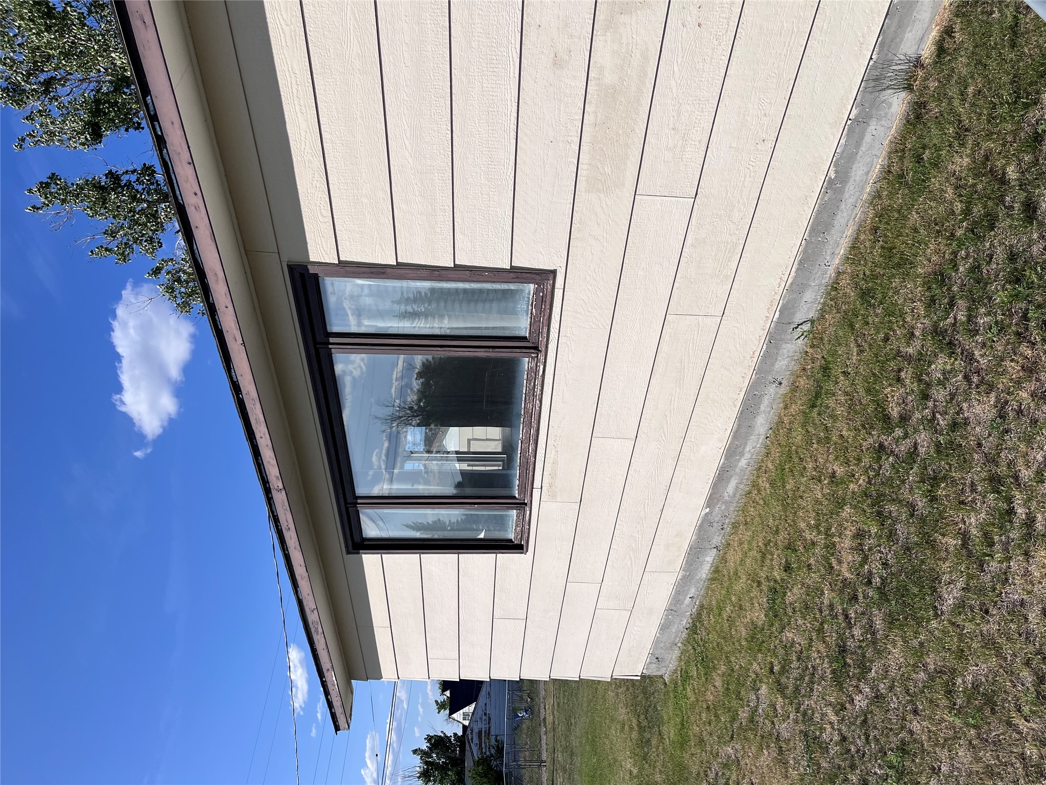 310 3rd Avenue SE