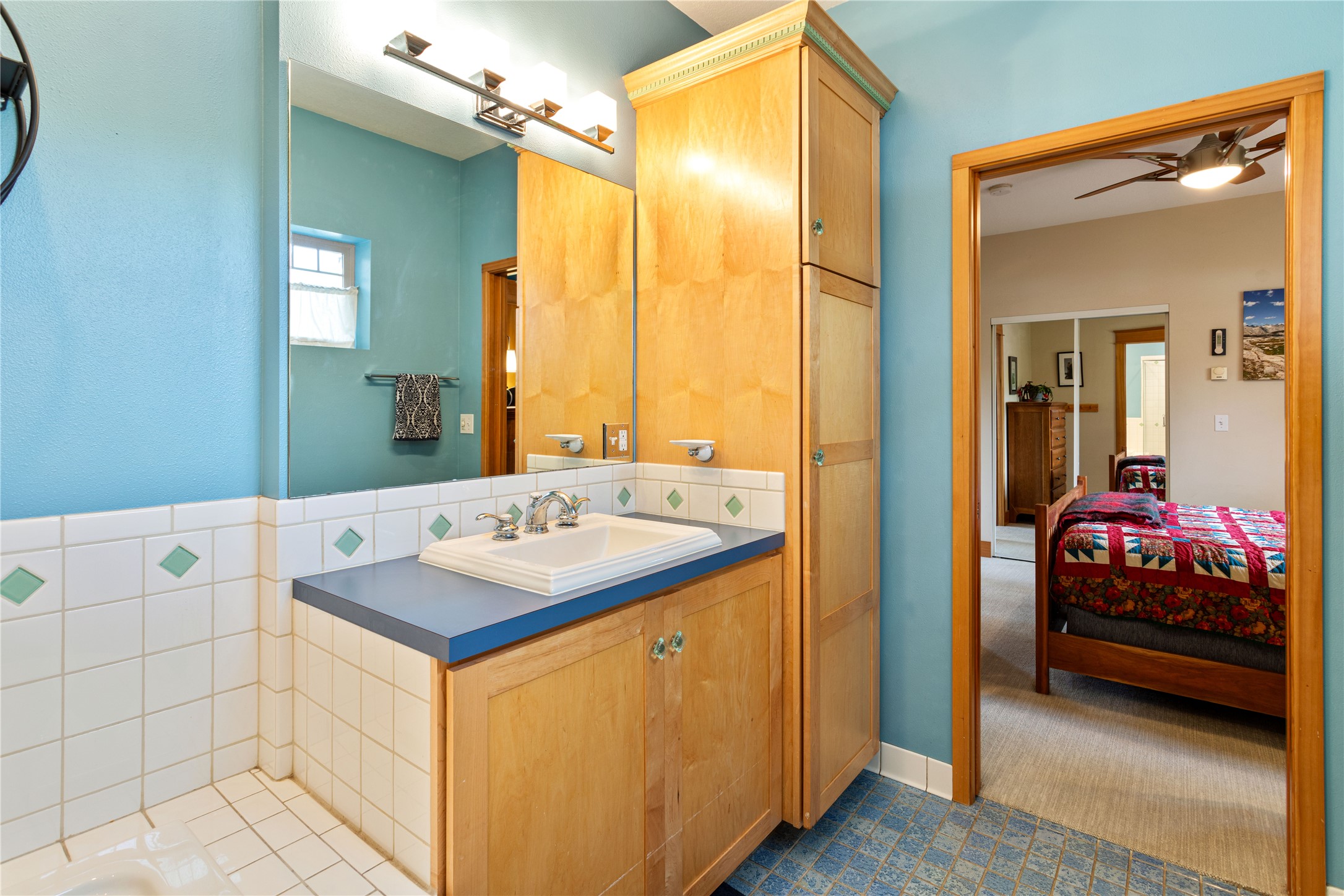 Missoula, Montana 59802, United States, 2 Bedrooms Bedrooms, ,3 BathroomsBathrooms,Residential,Active,122091