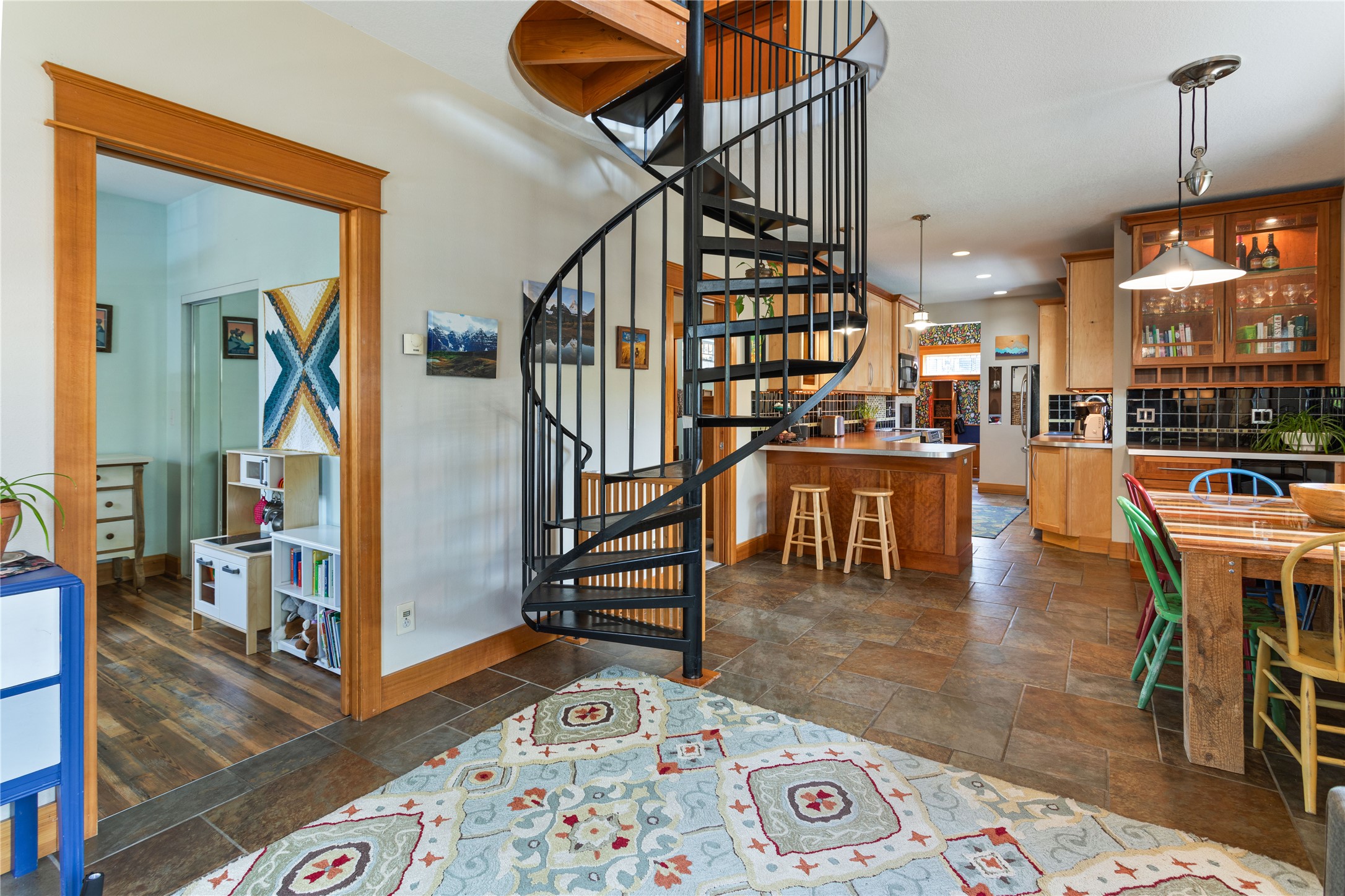 Missoula, Montana 59802, United States, 2 Bedrooms Bedrooms, ,3 BathroomsBathrooms,Residential,Active,122091