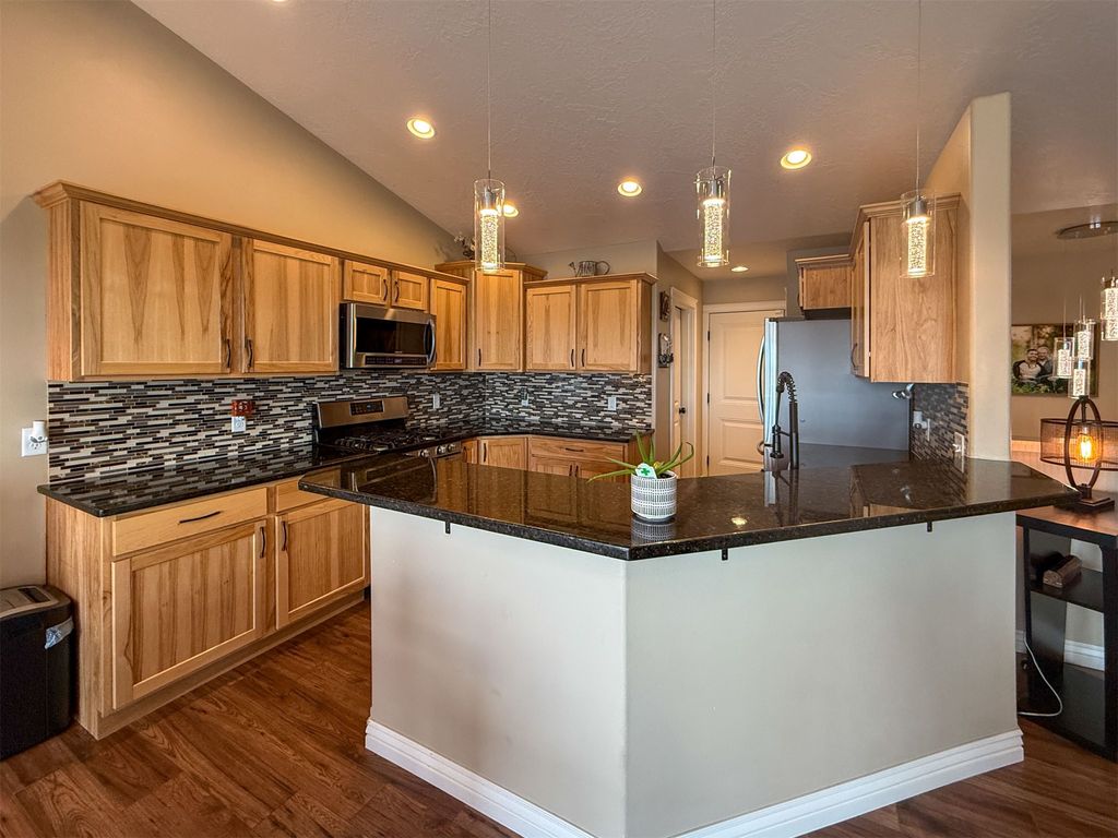 Photo of 4009 12th Street NE, Great Falls, MT 59404 (MLS # 30070065)