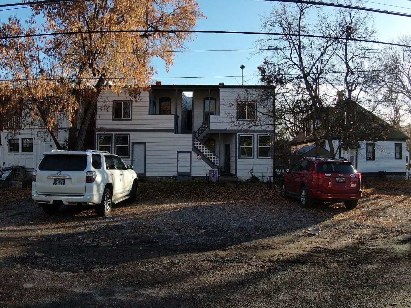 320-326 S 6th Street E