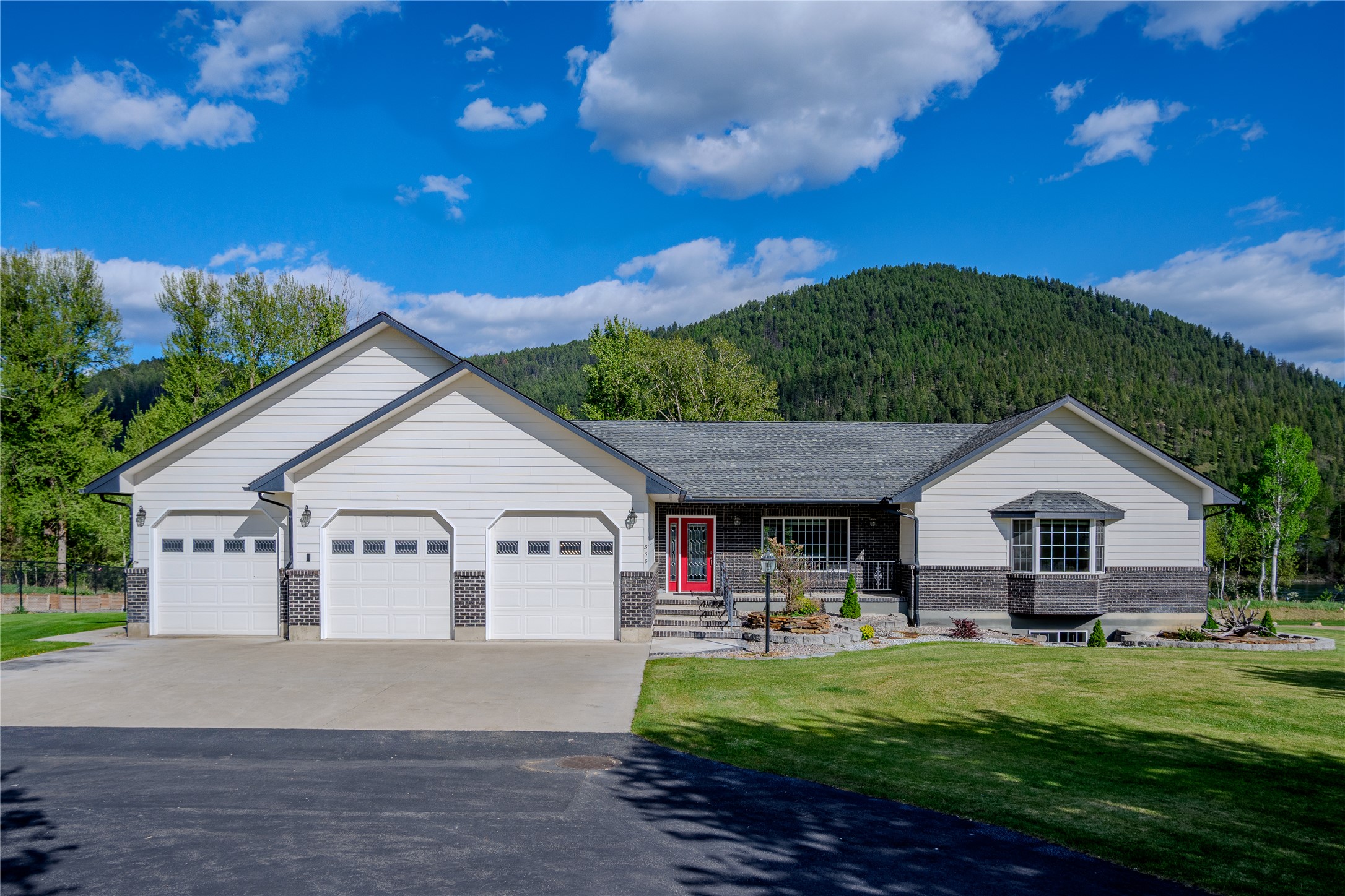 358 Edgewater Drive