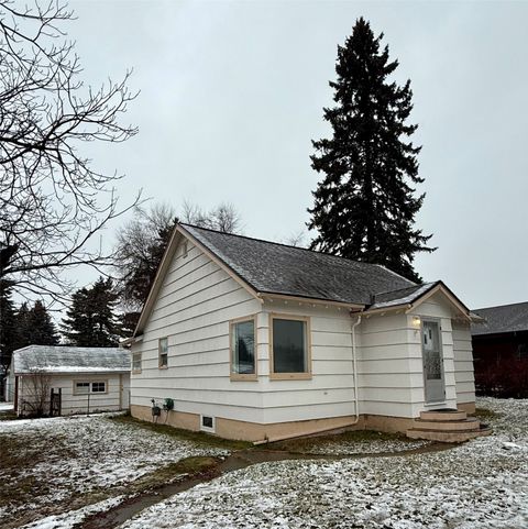 Photo of 1086 N Meridian Road, Kalispell, MT 59901 (MLS # 30062015)