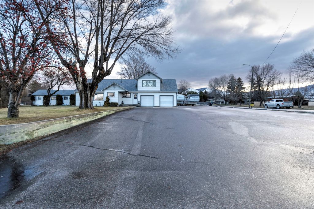 Photo of 970 S Reserve Street, Missoula, MT 59801 (MLS # 30063514)