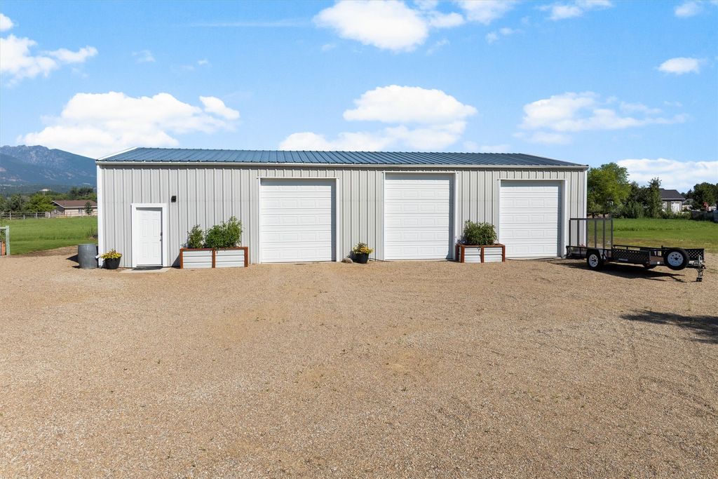 Photo of 412 Bass Lane, Corvallis, MT 59828 (MLS # 30055415)