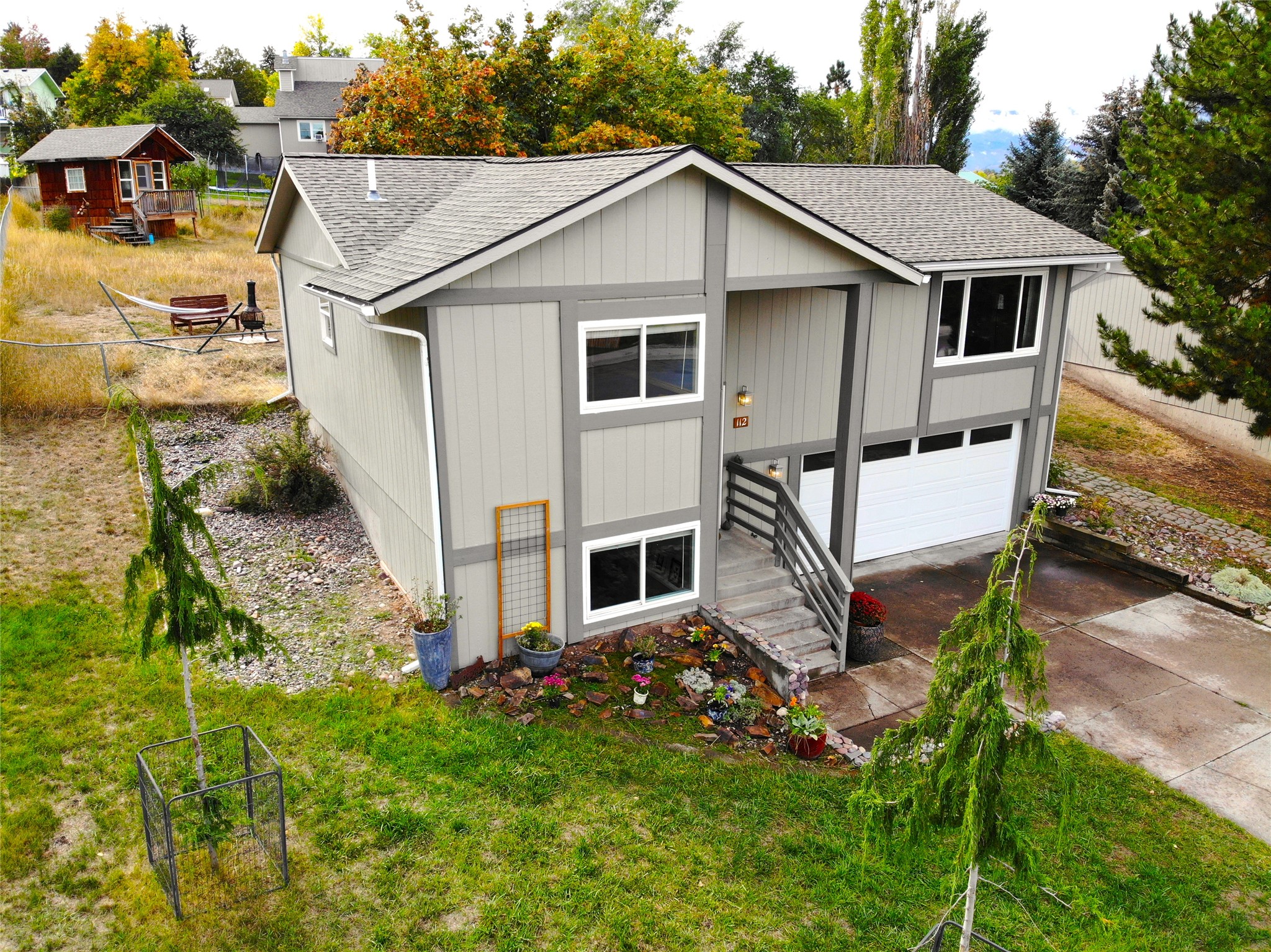 112 Meadowlark Court