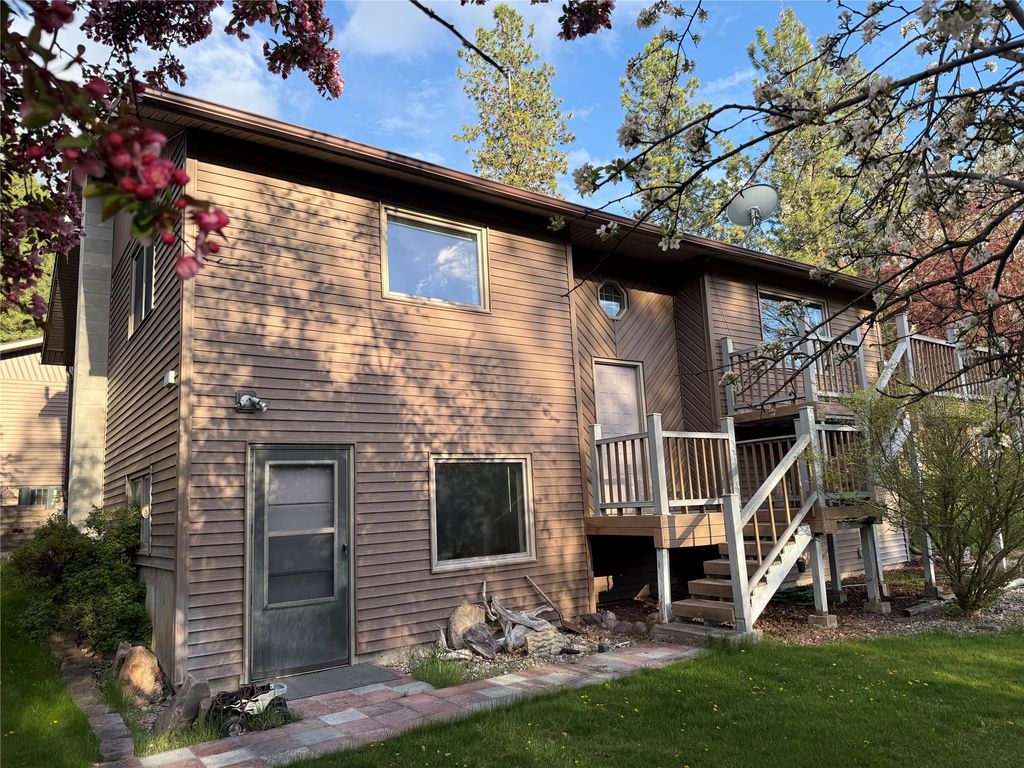 Photo of 111 Tara Lane, Stevensville, MT 59870 (MLS # 30065503)