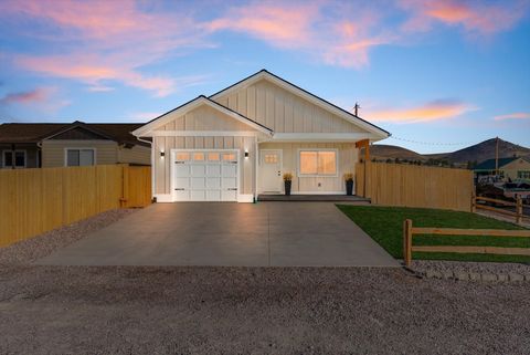 Photo of 219 3rd Avenue NE, Hot Springs, MT 59845 (MLS # 30059680)