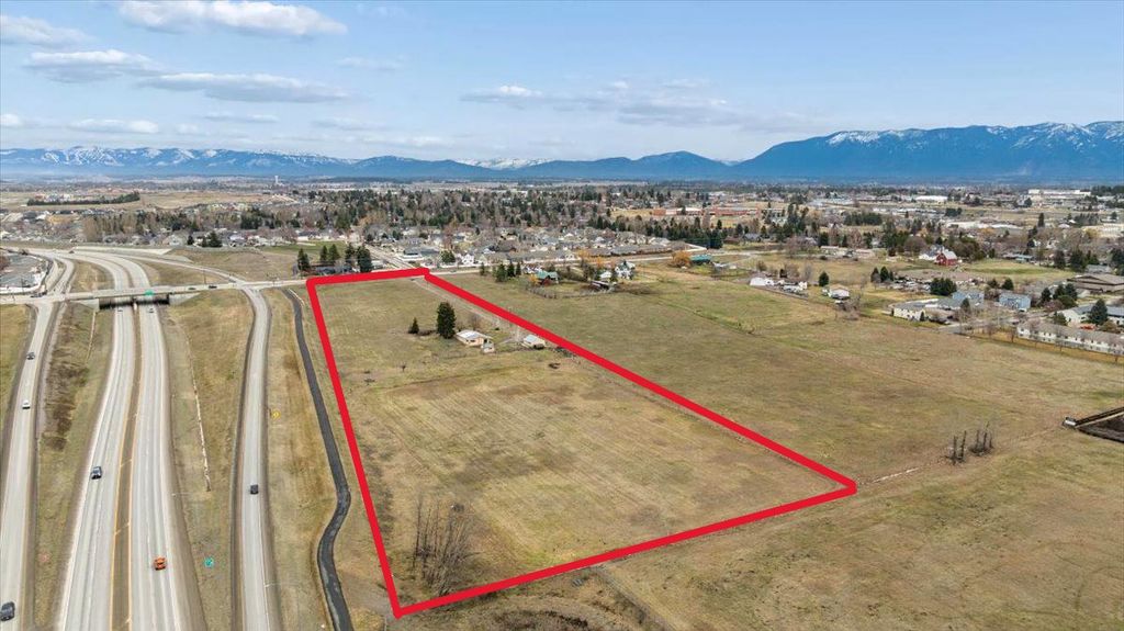 Photo of 252 Three Mile Drive, Kalispell, MT 59901 (MLS # 30066795)