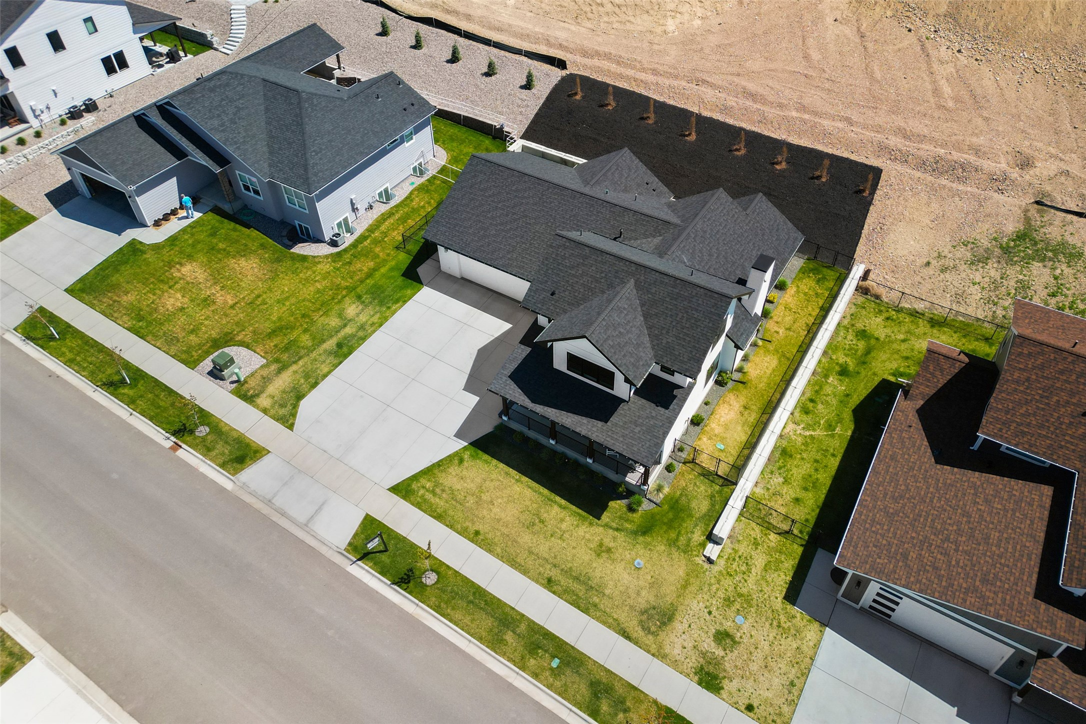 7038 Max Drive