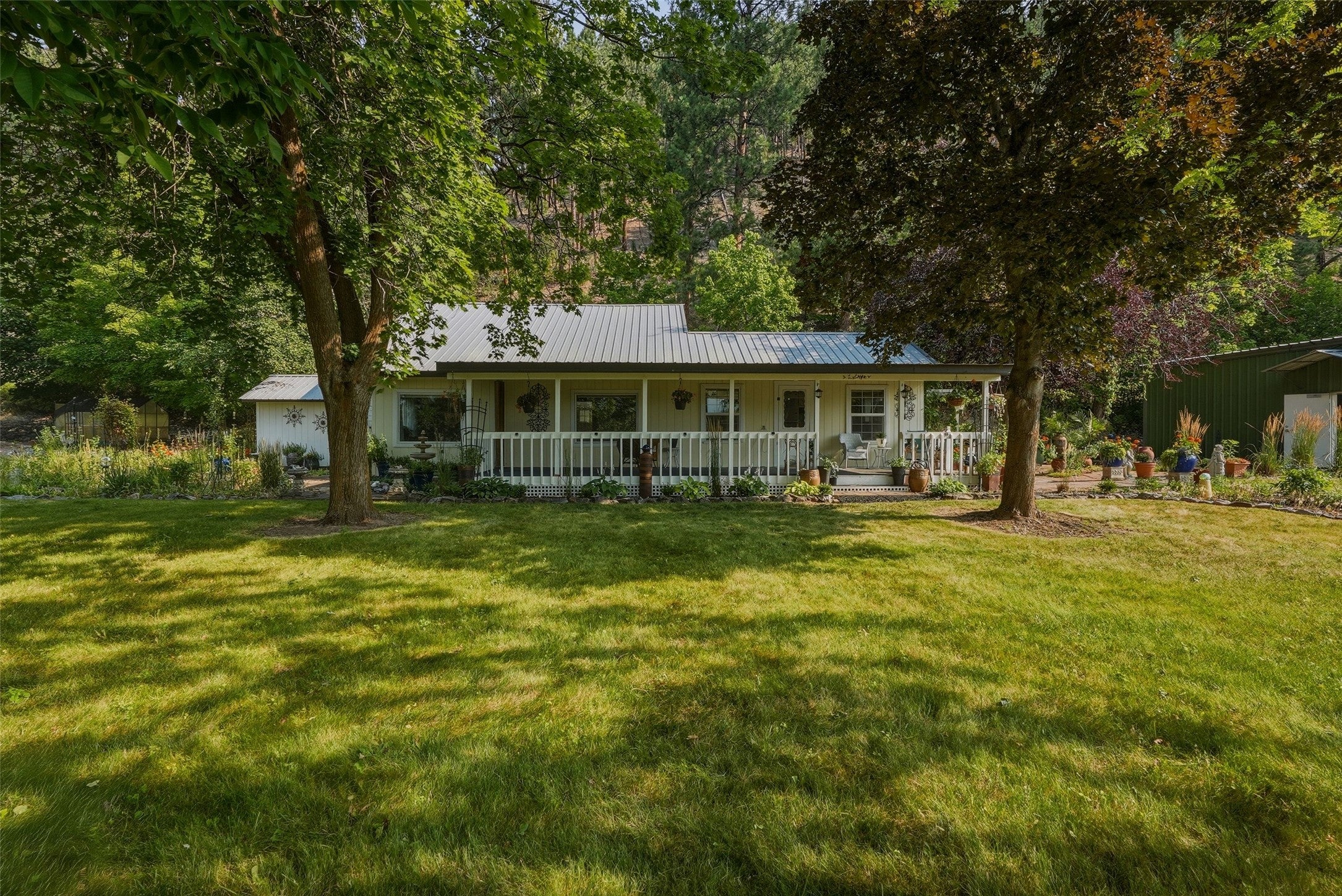 1550 Tremper Drive